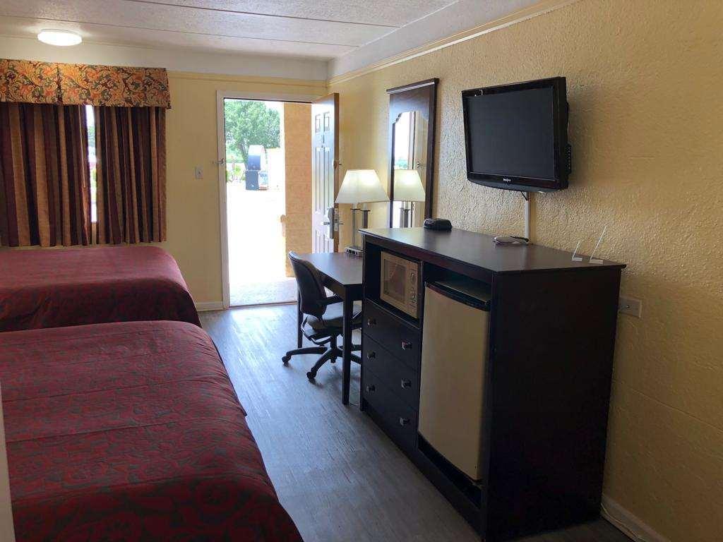 Days Inn By Wyndham Gainesville Cameră foto